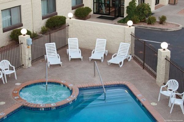 Hotel Red Feather Lodge (Grand Canyon Village)